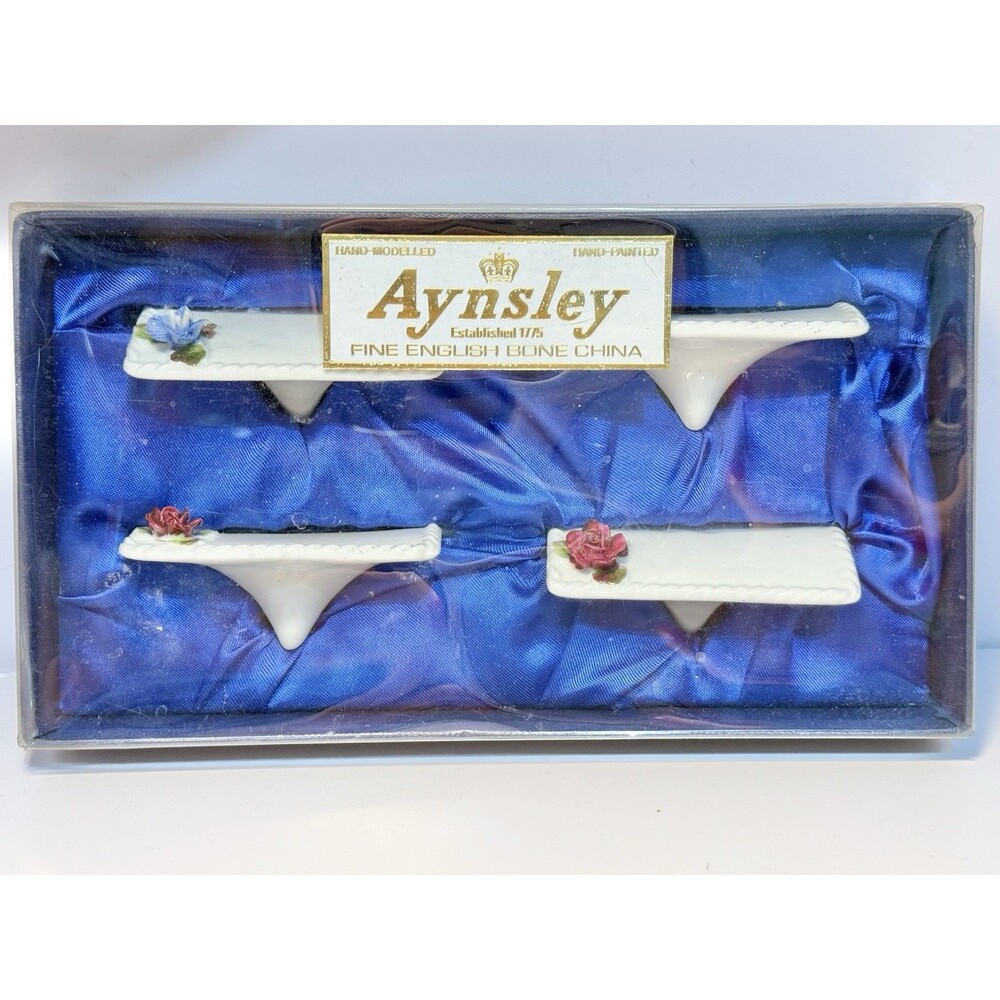SET OF 4 VINTAGE AYNSLEY "WRITE ON" PORCELAIN PLACE CARDS w DAINTY FLOWERS